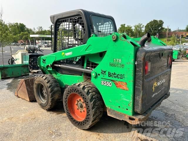 Bobcat S550 Ładowarki burtowe
