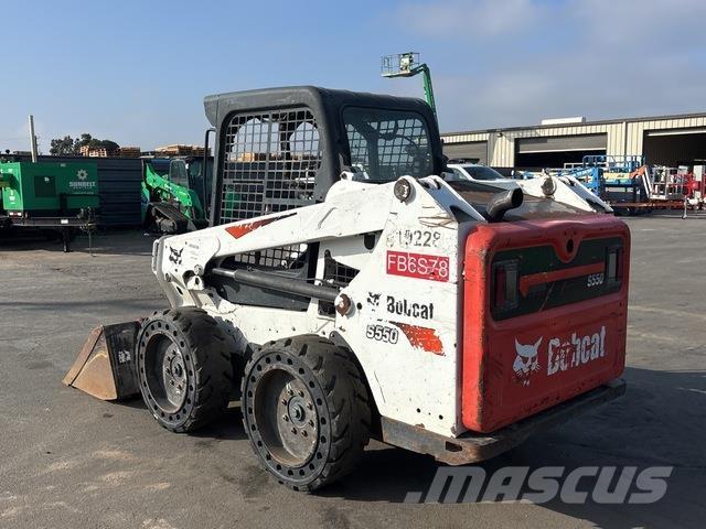 Bobcat S550 Ładowarki burtowe
