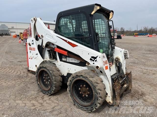 Bobcat S570 Ładowarki burtowe