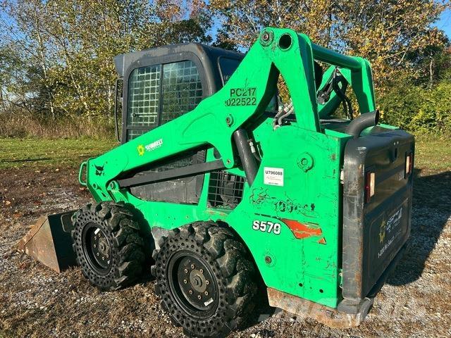 Bobcat S570 Ładowarki burtowe