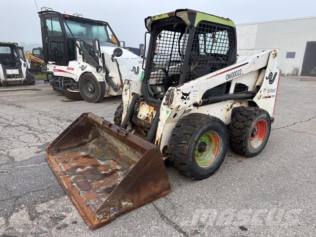 Bobcat S630 Ładowarki burtowe