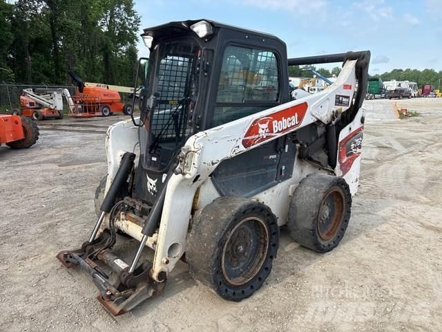 Bobcat S76 Ładowarki burtowe