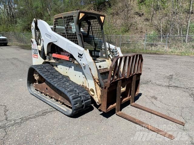 Bobcat T320 Ładowarki burtowe