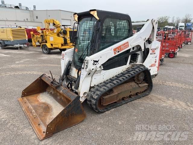 Bobcat T590 Ładowarki burtowe