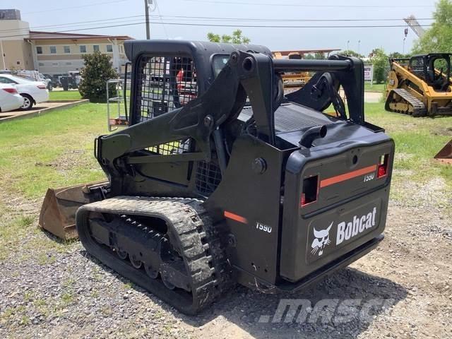Bobcat T590 Ładowarki burtowe