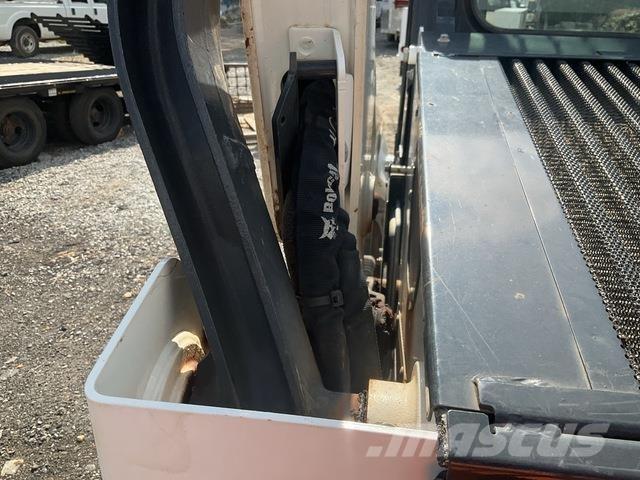 Bobcat T66 Ładowarki burtowe