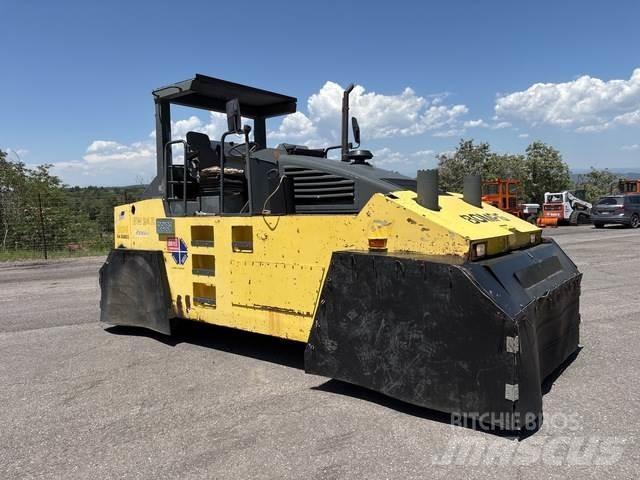 Bomag BW24R Walce ogumione