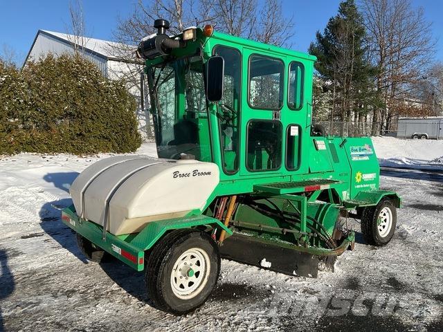 Broce RCT350 Zamiatarki wewnętrzne