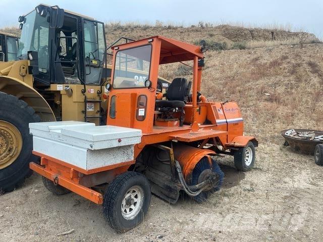 Broce RJ300 Zamiatarki wewnętrzne