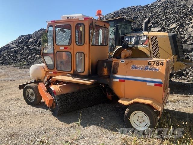 Broce RJ300 Zamiatarki wewnętrzne