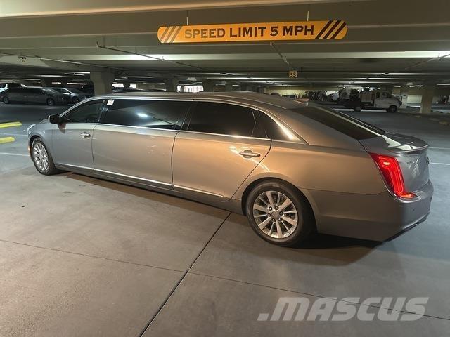 Cadillac XTS Samochody osobowe