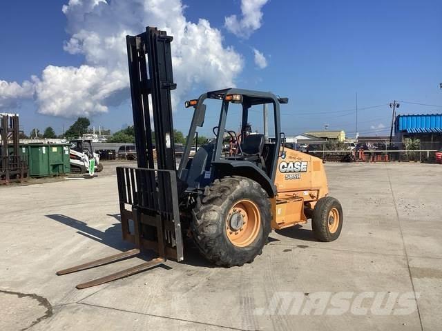 CASE 586H 2WD Wózki widłowe terenowe