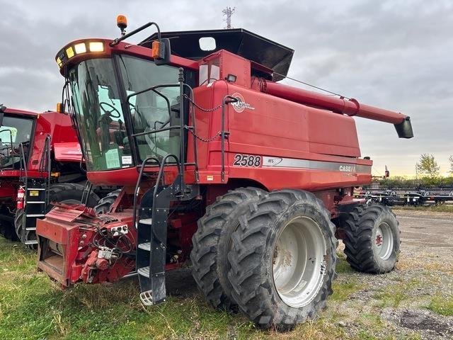 Case IH 2588 Kombajny zbożowe