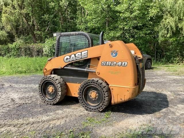 CASE SR240 Ładowarki burtowe