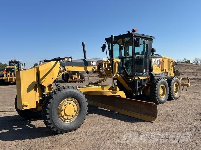 CAT 140 Równiarki