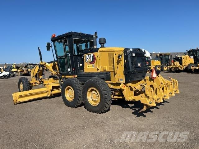 CAT 140 Równiarki