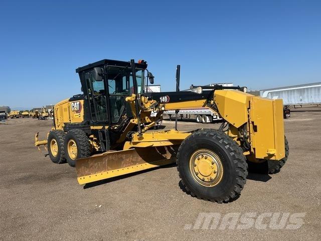 CAT 140 Równiarki