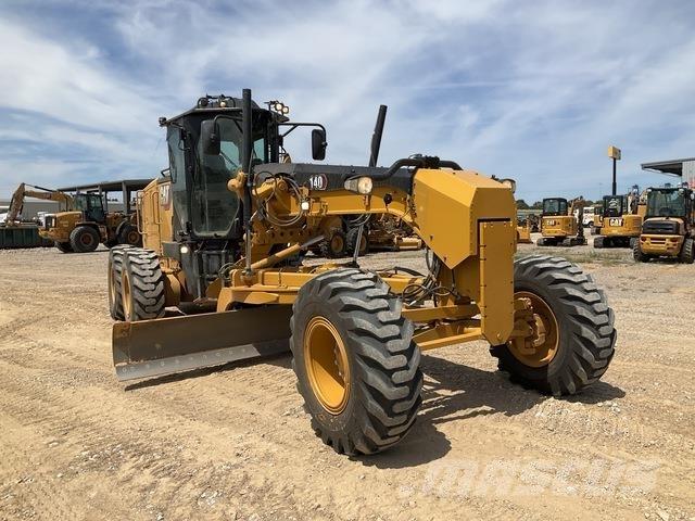 CAT 140 Równiarki