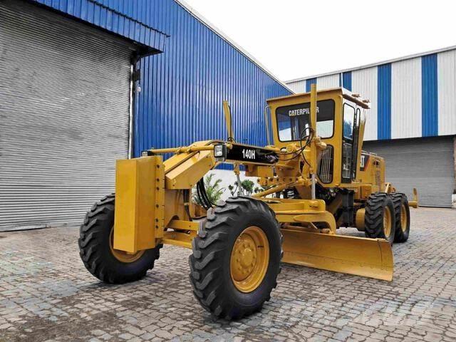 CAT 140H Równiarki