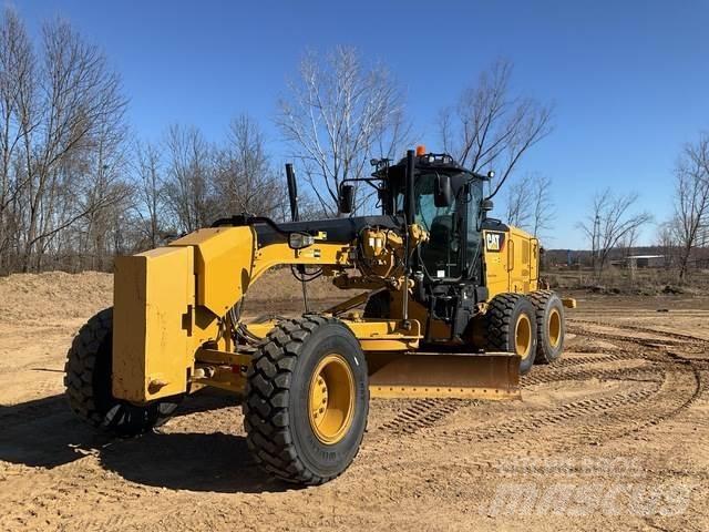 CAT 140M3 Równiarki