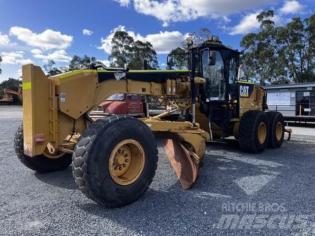 CAT 14M Równiarki