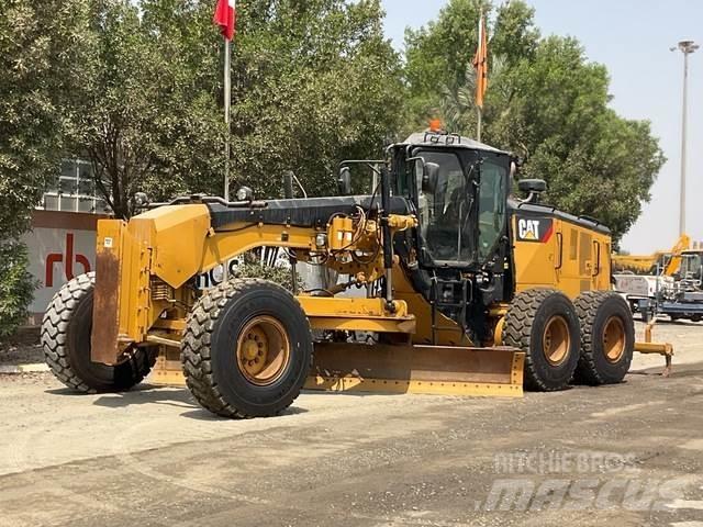 CAT 14M3 Równiarki
