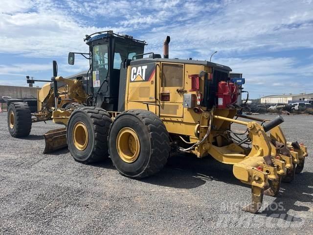 CAT 16M Równiarki