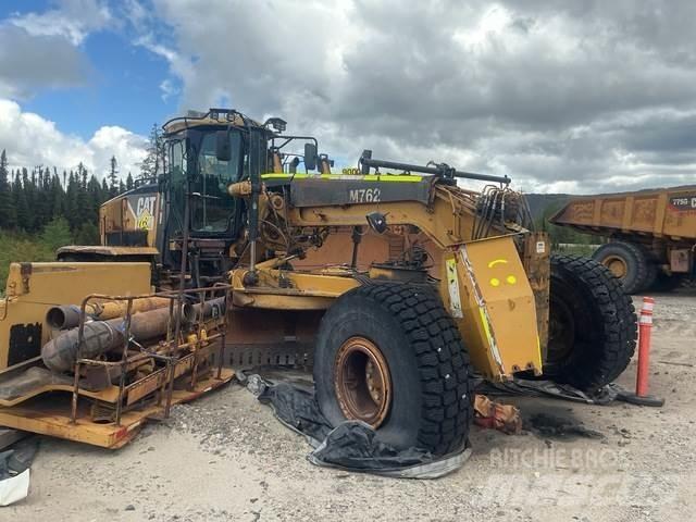 CAT 16M Równiarki