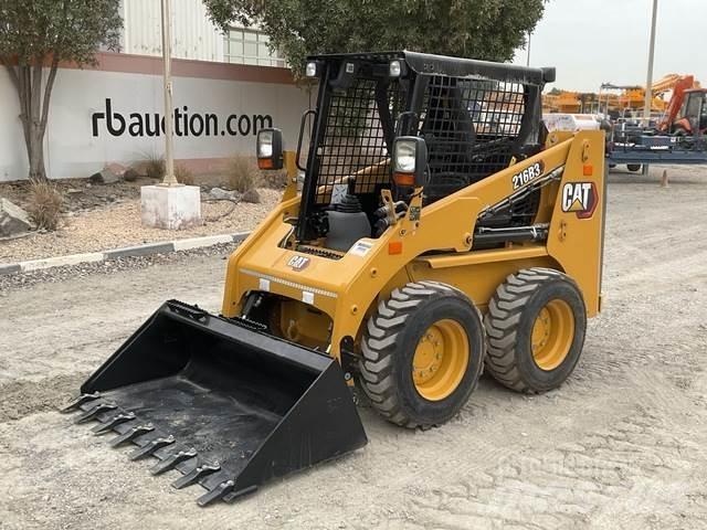 CAT 216B3 Ładowarki burtowe