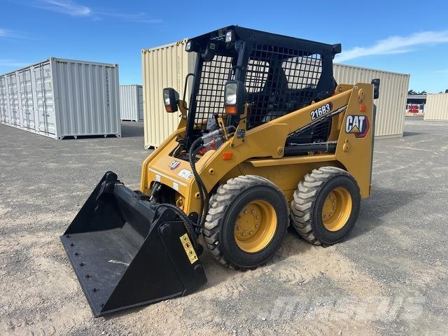 CAT 216B3 Ładowarki burtowe