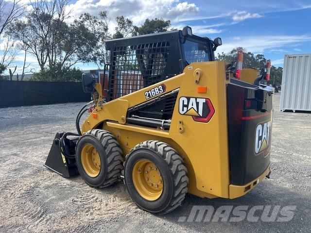 CAT 216B3 Ładowarki burtowe
