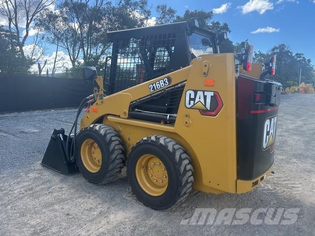 CAT 216B3 Ładowarki burtowe