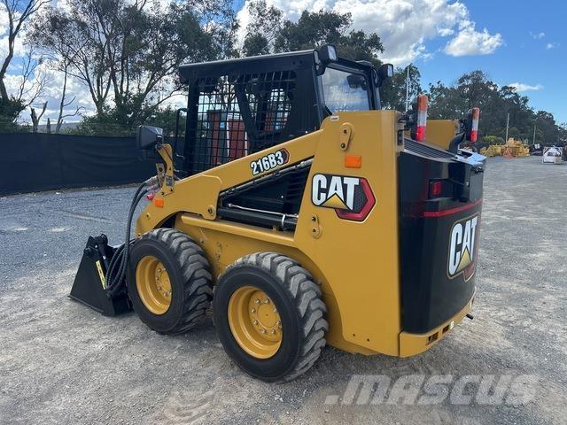 CAT 216B3 Ładowarki burtowe