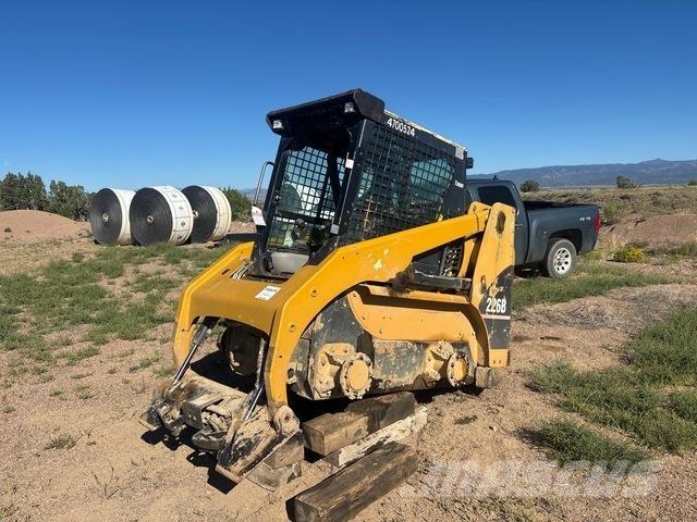 CAT 226B3 Ładowarki burtowe
