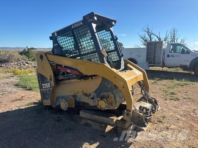 CAT 226B3 Ładowarki burtowe