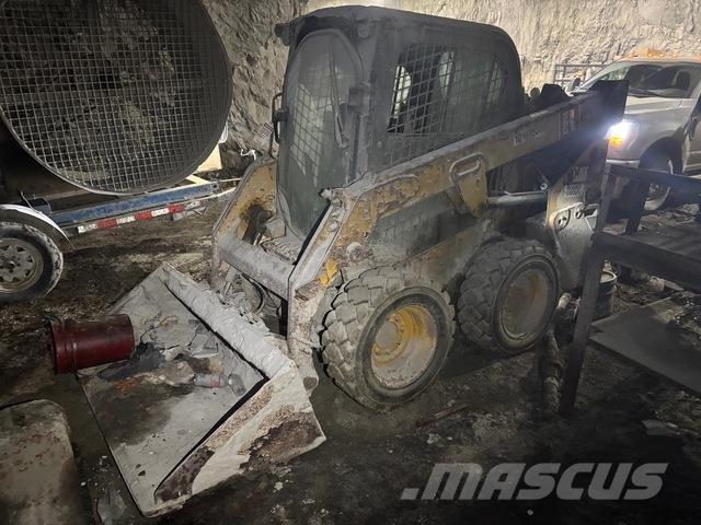 CAT 232D Ładowarki burtowe
