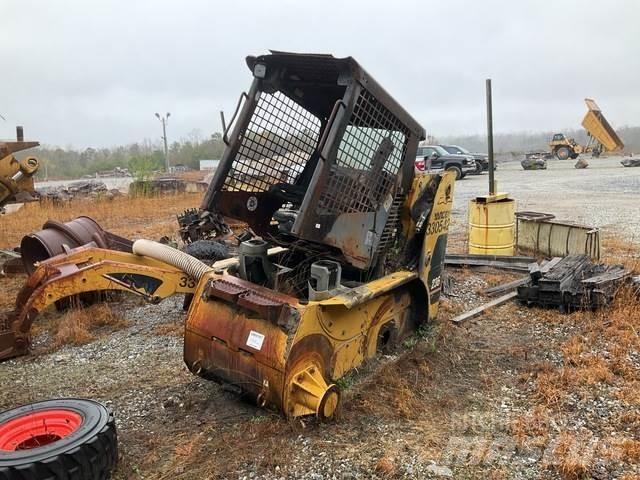 CAT 236 Ładowarki burtowe