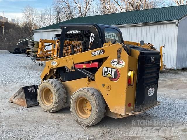 CAT 236D3 Ładowarki burtowe