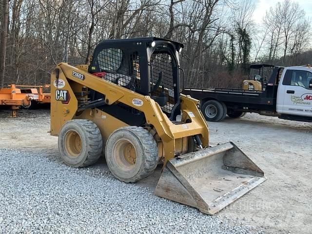 CAT 236D3 Ładowarki burtowe