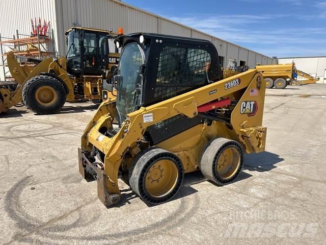 CAT 236D3 Ładowarki burtowe