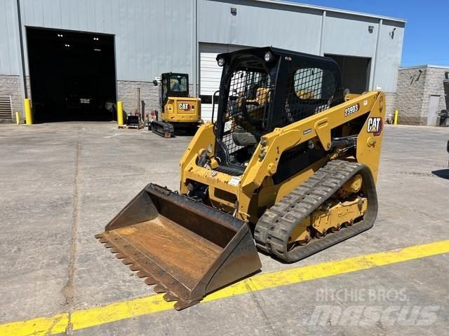 CAT 239D3 Ładowarki burtowe