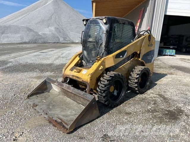 CAT 246C Ładowarki burtowe