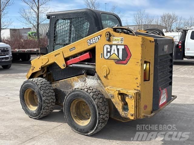 CAT 246D3 Ładowarki burtowe