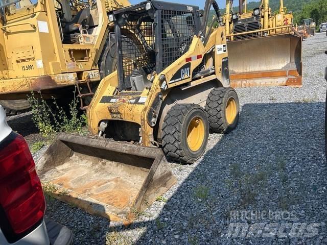 CAT 248 Ładowarki burtowe