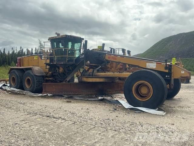 CAT 24M Równiarki