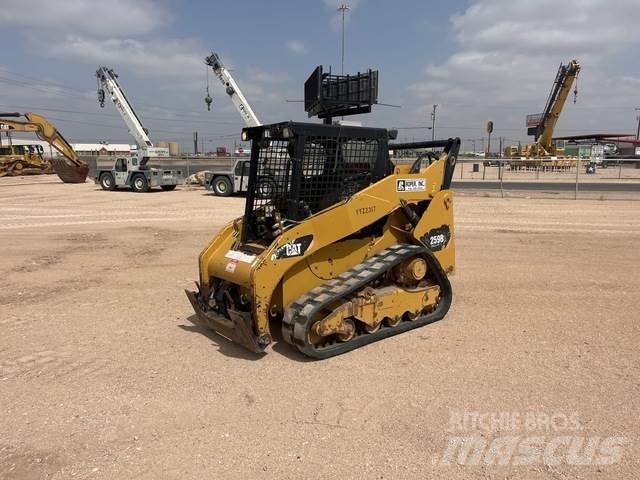 CAT 259B3 Ładowarki burtowe