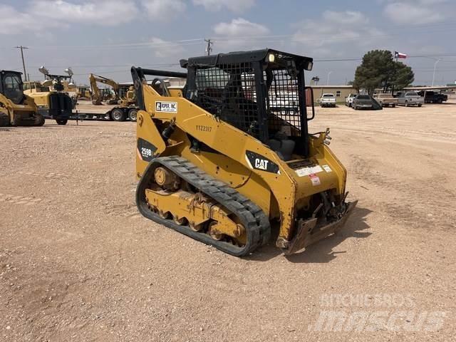 CAT 259B3 Ładowarki burtowe