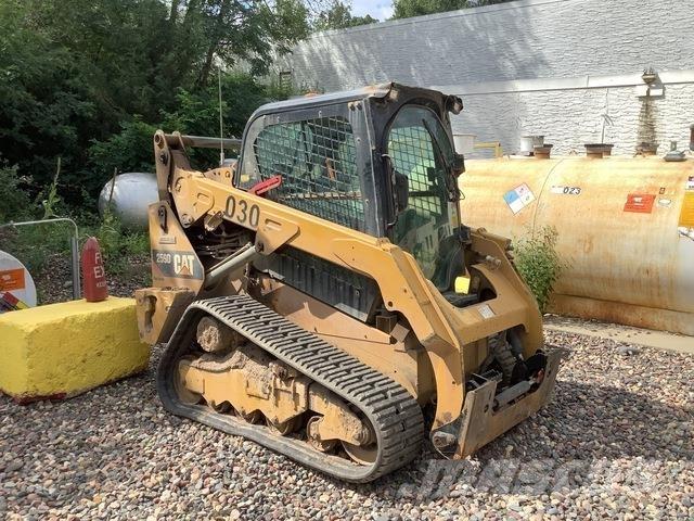 CAT 259D Ładowarki burtowe