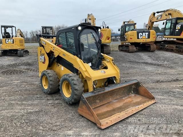 CAT 262D3 Ładowarki burtowe