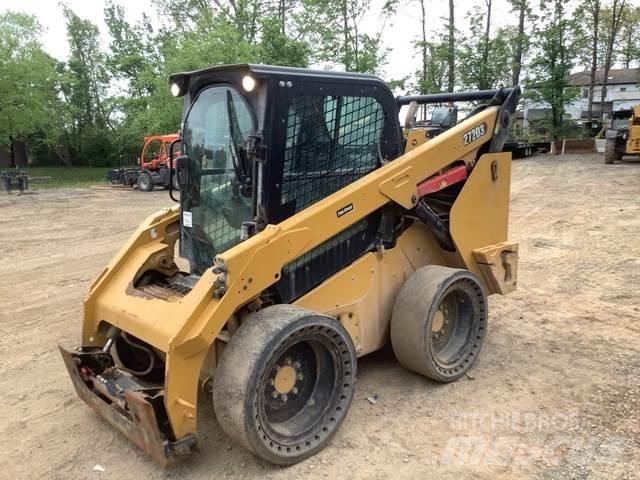 CAT 272D3 Ładowarki burtowe